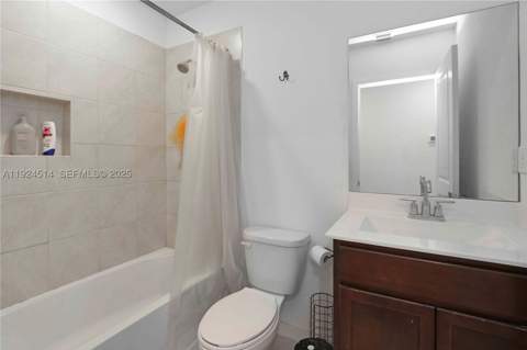 1052 SE 23rd Ave, Homestead FL - photo 16 of 18