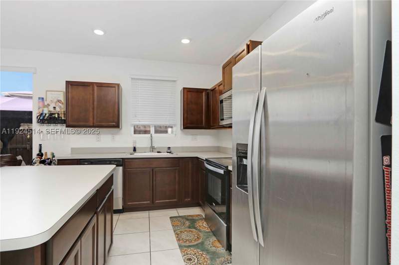 4 bedroom Townhouse at 1052 SE 23rd Ave, Towns At Seascape, Homestead — photo 4
