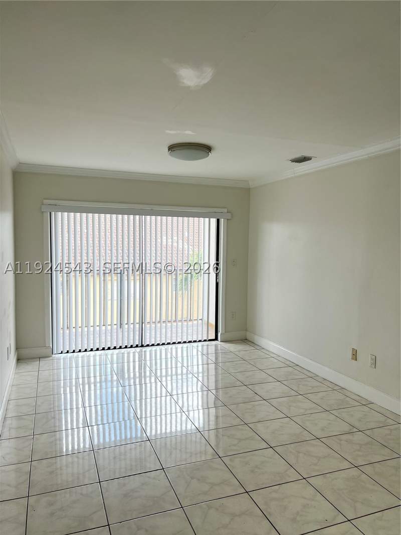 2 bedroom Condominium at 1471 W 43rd Pl 302, Adys Condo, Hialeah — photo 5