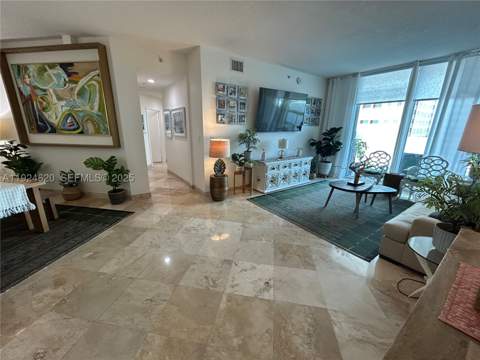 9055 SW 73 Ct 809, Miami FL - photo 7 of 47