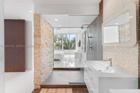 2100 Park Ave 201, Miami Beach FL - photo 12 of 22