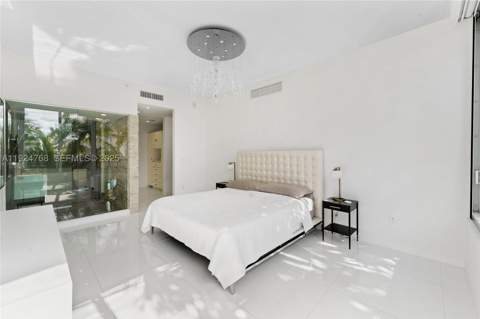 2100 Park Ave 201, Miami Beach FL - photo 8 of 22