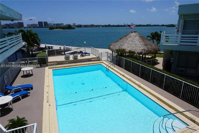 2 bedroom Condominium at 2700 NE 135th St 45, Fairmont House, North Miami — photo 1