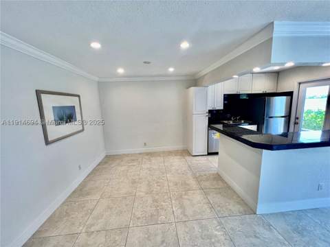2700 NE 135th St 45, North Miami FL - photo 23 of 27