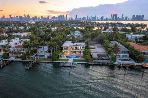 327 E Rivo Alto Dr, Miami Beach FL - photo 12 of 14