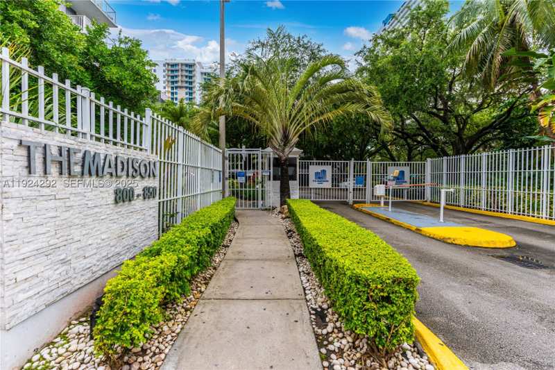 2 bedroom Condominium at 850 N Miami Ave W-408, Madison Downtown Condo, Miami — photo 1