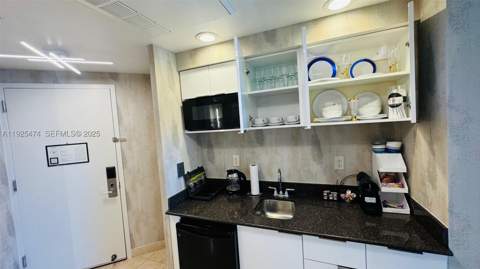 18001 Collins Ave 1110, Sunny Isles Beach FL - photo 17 of 32