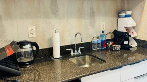 18001 Collins Ave 1110, Sunny Isles Beach FL - photo 21 of 32