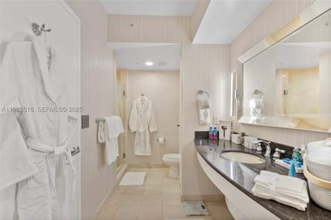 18001 Collins Ave 2512, Sunny Isles Beach FL - photo 13 of 24