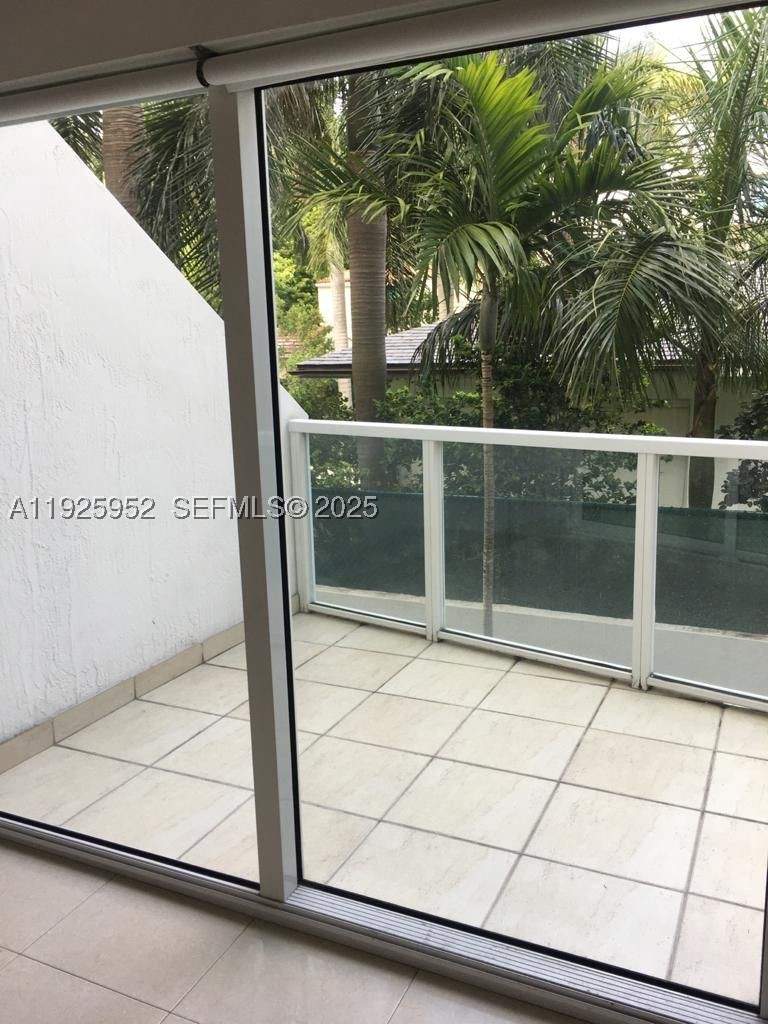 1 bedroom Condominium at 1650 Brickell Ave 111, Lofts On Brickell II Cond, Miami — photo 2