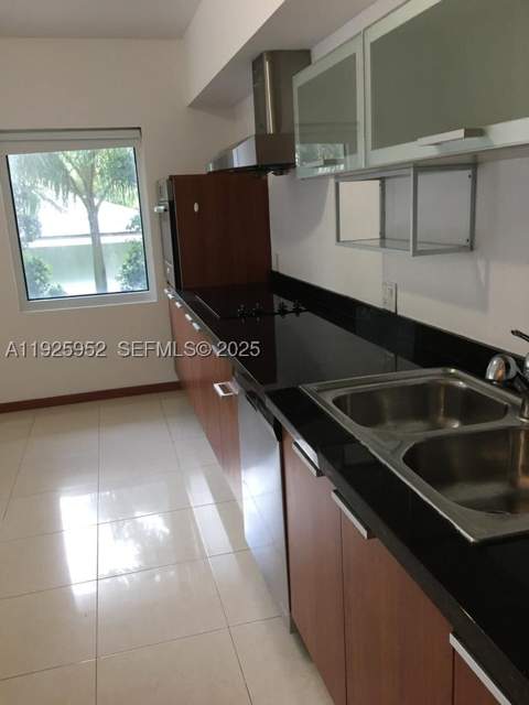 1650 Brickell Ave 111, Miami FL - photo 21 of 24