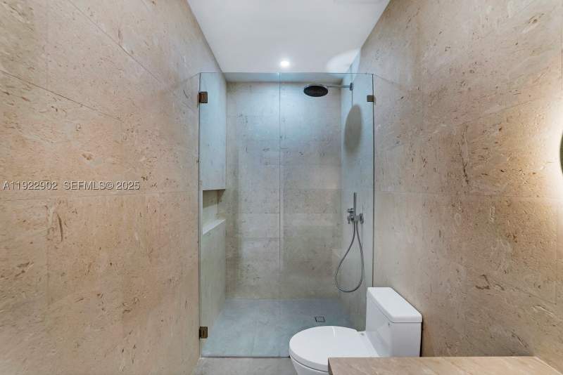 4 bedroom Townhouse at 2612 SW 17th St, Grapeland, Miami — photo 5
