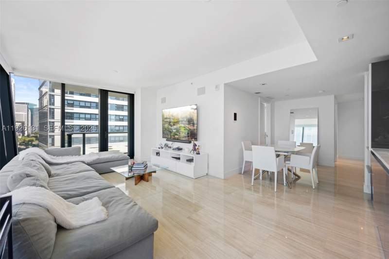 1 bedroom Condominium at 1451 Brickell Ave 1106, Echo Brickell Condo, Miami — photo 3