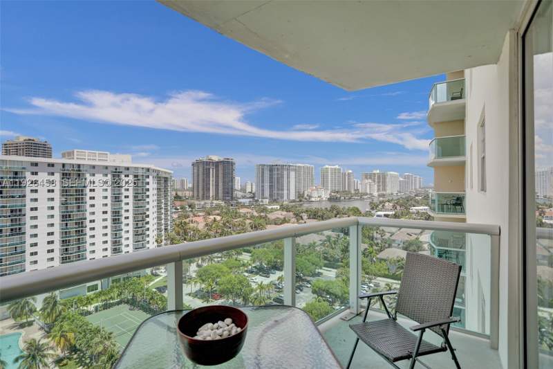 2 bedroom Condominium at 19370 Collins Ave 1504, Ocean Reserve Condo, Sunny Isles Beach — photo 3