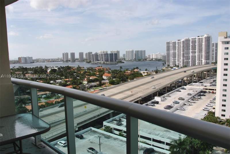 2 bedroom Condominium at 19370 Collins Ave 1504, Ocean Reserve Condo, Sunny Isles Beach — photo 4