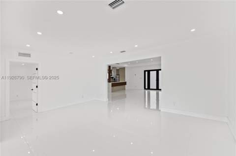 1200 Cleveland Rd, Miami Beach FL - photo 13 of 43