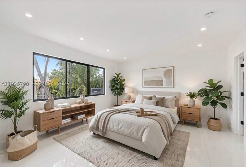 4 bedroom SingleFamilyResidence at 1200 Cleveland Rd, Biscayne Point, Miami Beach — photo 2