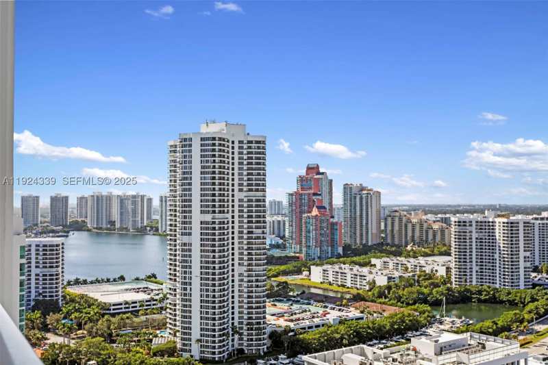 2 bedroom Condominium at 19500 Turnberry Way 26-C, Marina Tower Condo, Aventura — photo 1