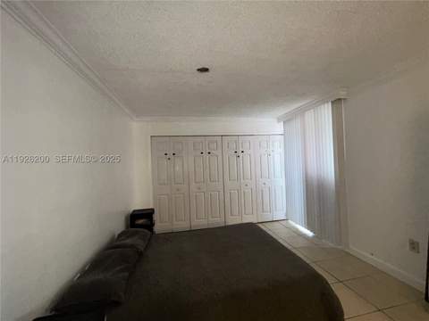 19805 SW 114th Ave 219, Miami FL - photo 6 of 12