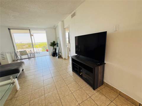 3660 NE 166th St 812, North Miami Beach FL - photo 12 of 46