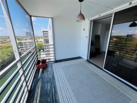 3660 NE 166th St 812, North Miami Beach FL - photo 6 of 46