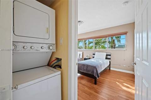 8345 Byron Ave 6, Miami Beach FL - photo 13 of 23