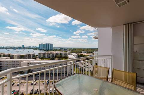 18011 Biscayne Blvd 1501, Aventura FL - photo 11 of 69
