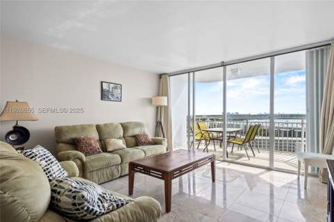 18011 Biscayne Blvd 1501, Aventura FL - photo 12 of 69