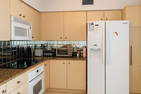 3370 Hidden Bay Dr 511, Aventura FL - photo 8 of 29