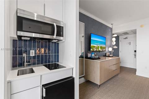 4401 Collins Ave 2517, Miami Beach FL - photo 15 of 53