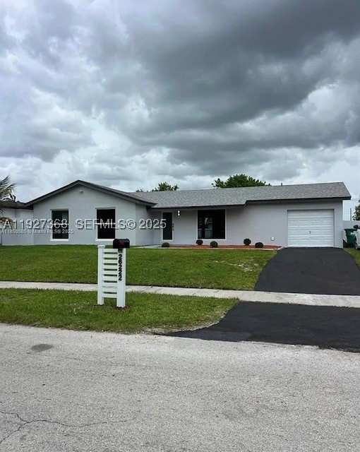 3 bedroom SingleFamilyResidence at 26222 SW 124th Pl, Meadow Woodmanor Sec 2, Homestead — photo 1