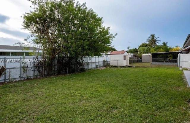 3 bedroom SingleFamilyResidence at 26222 SW 124th Pl, Meadow Woodmanor Sec 2, Homestead — photo 5