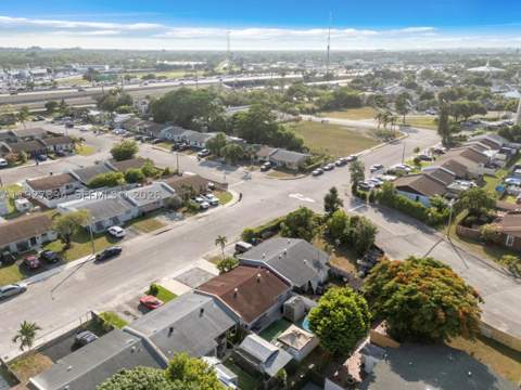 11413 SW 148th St, Miami FL - photo 13 of 29