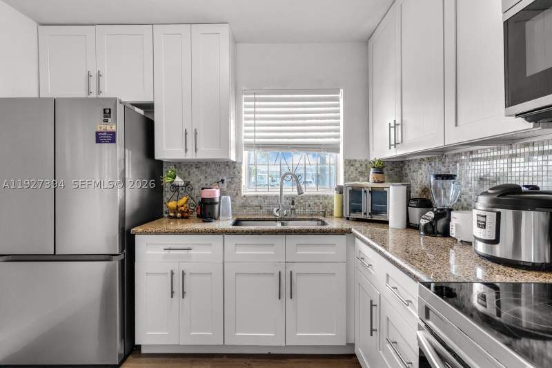 3 bedroom Townhouse at 11413 SW 148th St, Richmond Townhouse, Miami — photo 2