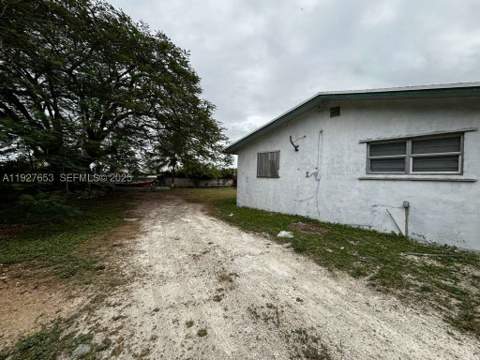 21160 SW 328th St, Homestead FL - photo 21 of 24