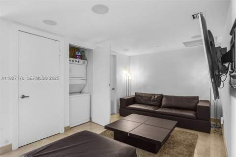 495 Brickell Ave 2405, Miami FL - photo 13 of 34