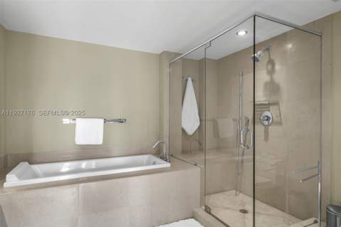 495 Brickell Ave 2405, Miami FL - photo 22 of 34