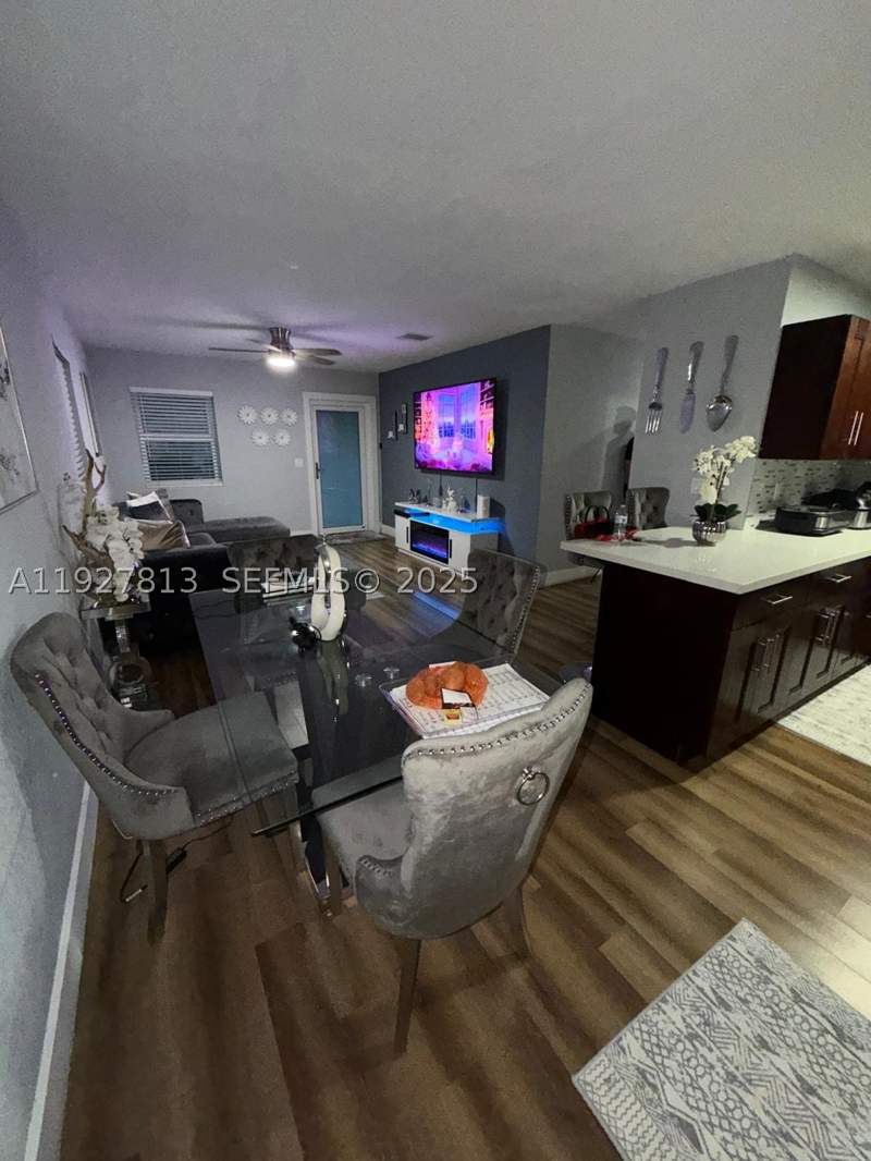 3 bedroom SingleFamilyResidence at 100 NE 171st Ter, No Miami Beach Manor, Miami — photo 3