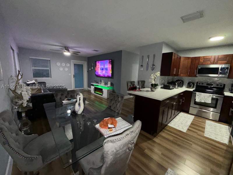 3 bedroom SingleFamilyResidence at 100 NE 171st Ter, No Miami Beach Manor, Miami — photo 5