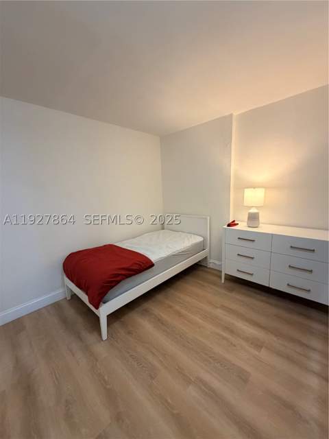 5151 Collins Ave 730 + Den, Miami Beach FL - photo 16 of 38