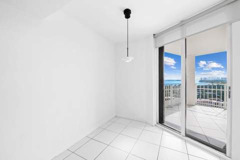 1000 Quayside Terrace 1606, Miami FL - photo 14 of 57
