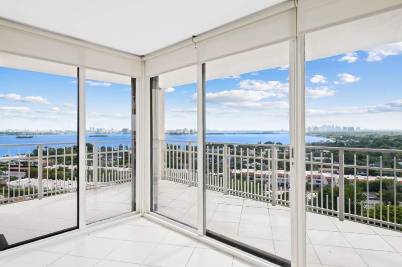 2 bedroom Condominium at 1000 Quayside Terrace 1606, Towers of Quayside, Miami — photo 3