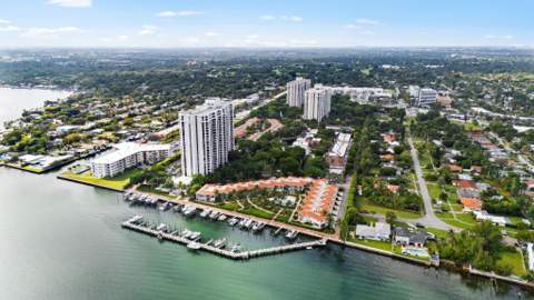 1000 Quayside Terrace 1606, Miami FL - photo 6 of 57