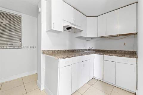 2262 NW 4th St, Miami FL - photo 19 of 30