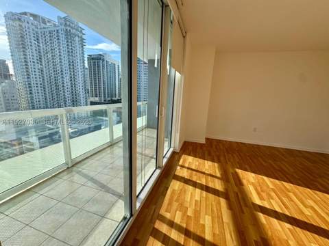 50 Biscayne Blvd 1703, Miami FL - photo 10 of 34