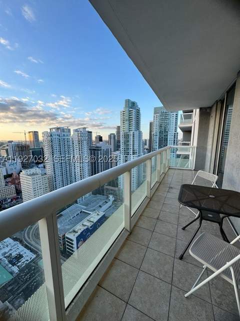 50 Biscayne Blvd 3807, Miami FL - photo 17 of 41