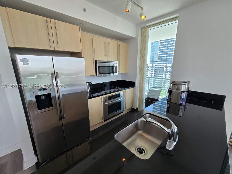 2 bedroom Condominium at 79 SW 12th St 1701-S, The Axis On Brickell Cond, Miami — photo 3