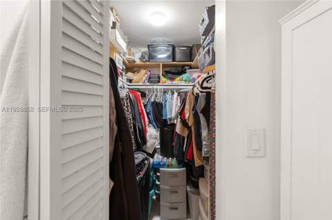 250 180th Dr 159, Sunny Isles Beach FL - photo 13 of 21