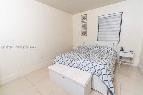895 W 80th Pl, Hialeah FL - photo 12 of 15