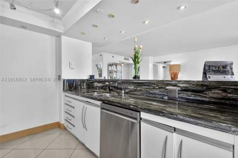 4000 Towerside Ter 1612, Miami FL - photo 14 of 89